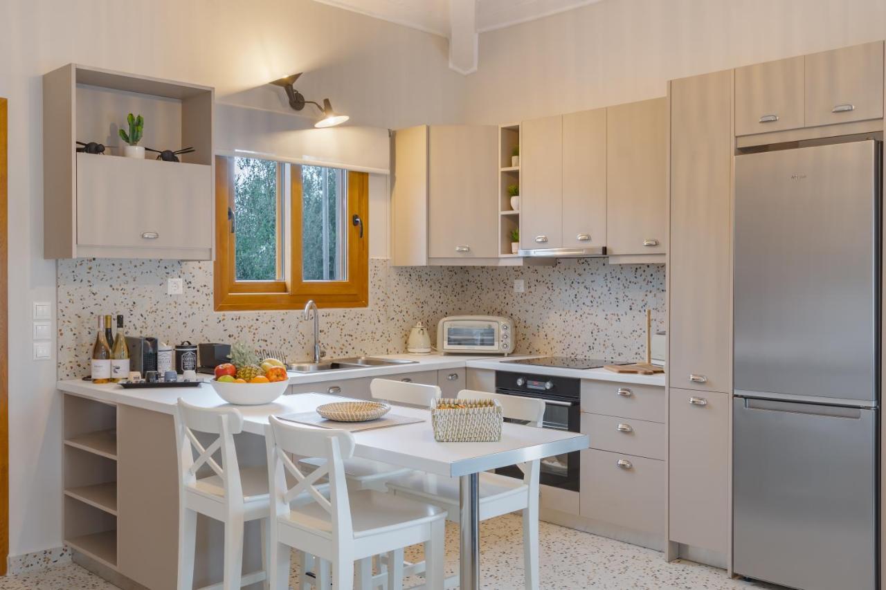 Villa Terra - Laganas Stone Villas エクステリア 写真