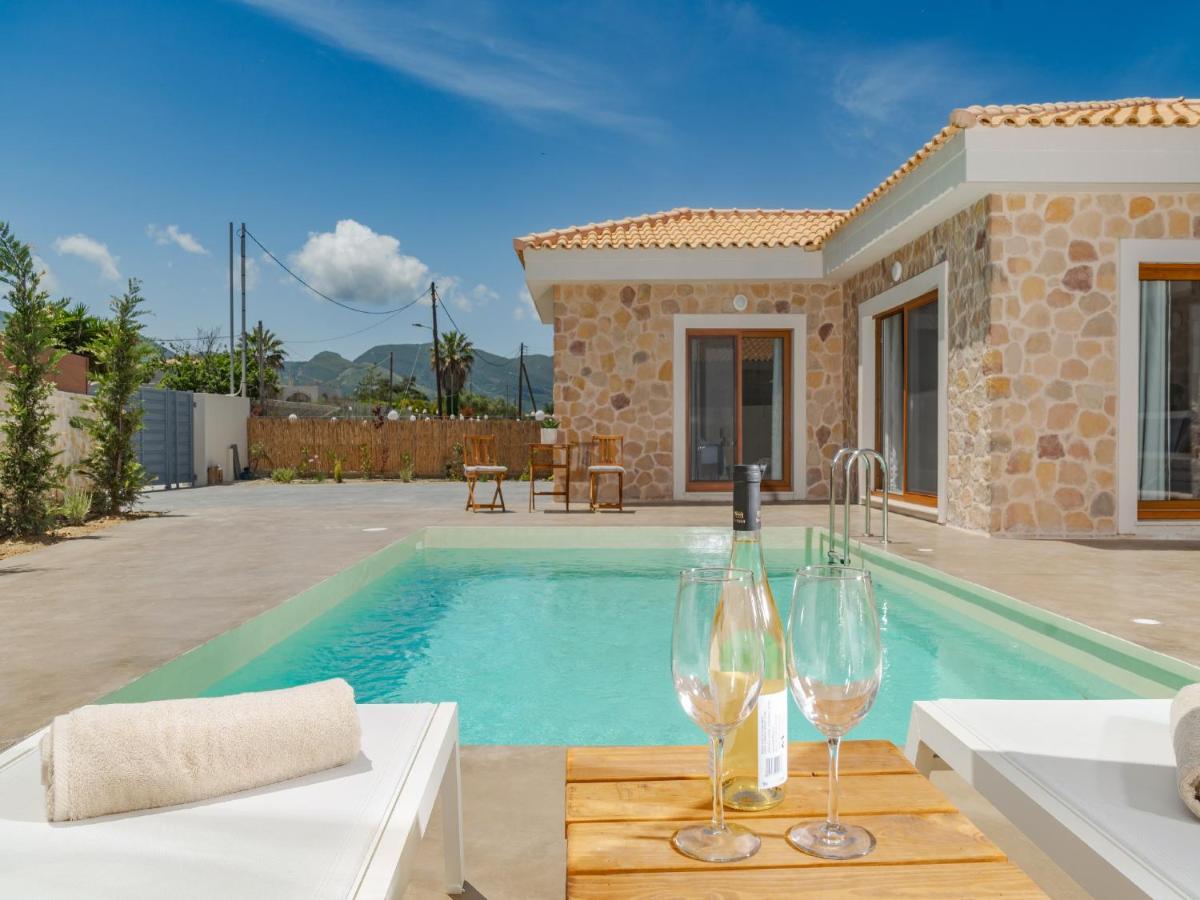 Villa Terra - Laganas Stone Villas エクステリア 写真