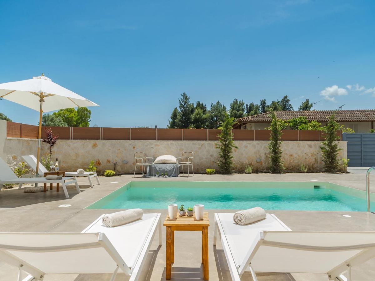 Villa Terra - Laganas Stone Villas エクステリア 写真