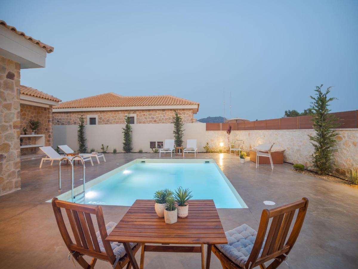 Villa Terra - Laganas Stone Villas エクステリア 写真