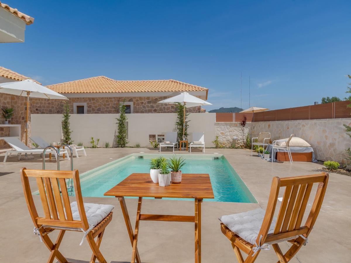 Villa Terra - Laganas Stone Villas エクステリア 写真